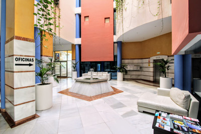 Kantoor te koop in Puerto Banús (Marbella)