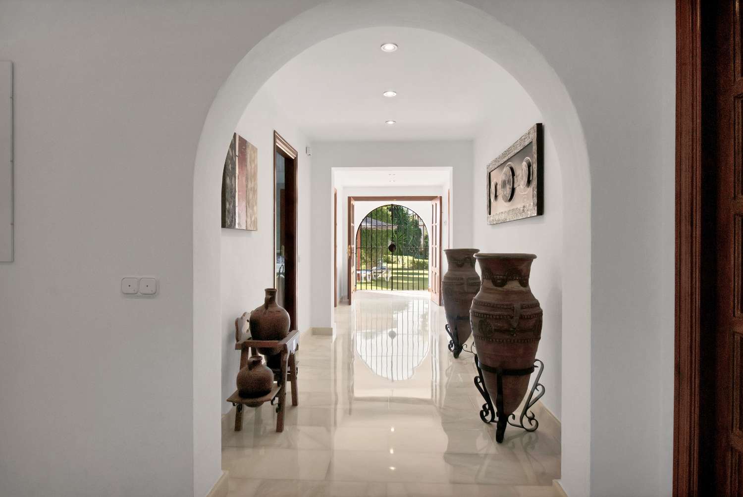 Villa de 4 dormitorios en venta en Guadalmina