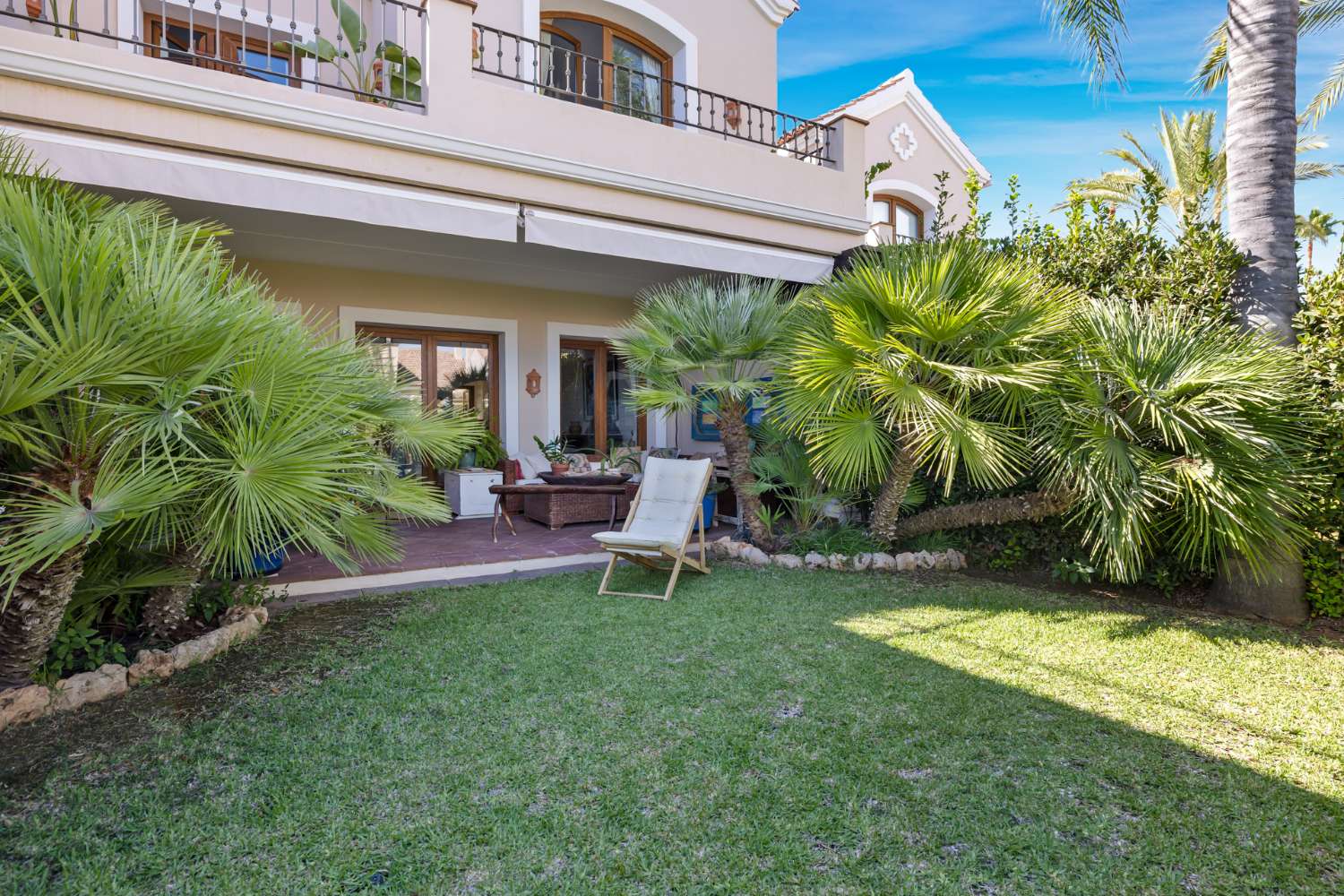 House for sale in Estepona