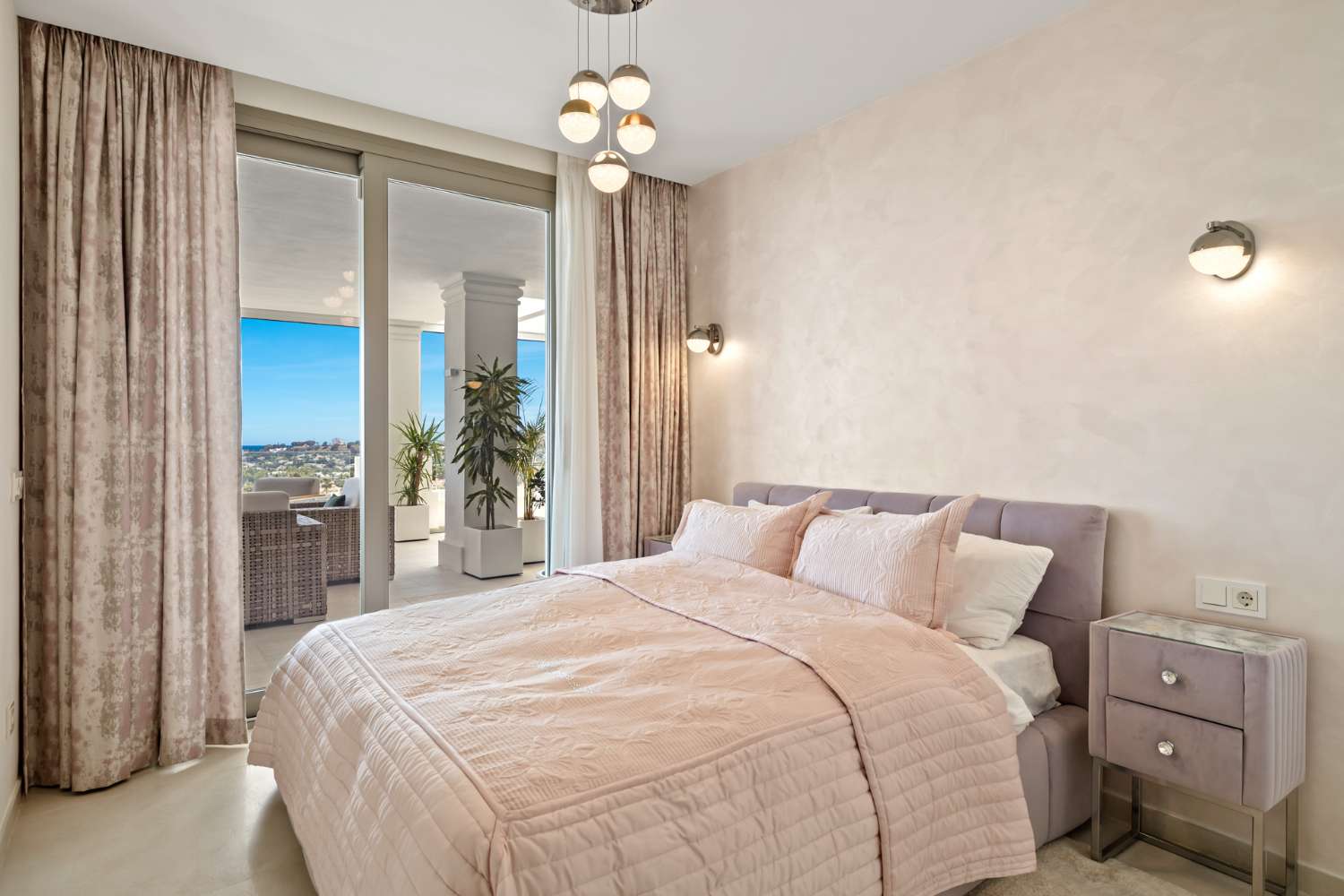Appartement te koop in Nueva Andalucía (Marbella)