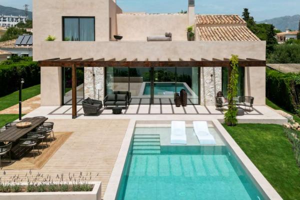 Villa for sale in Benahavís