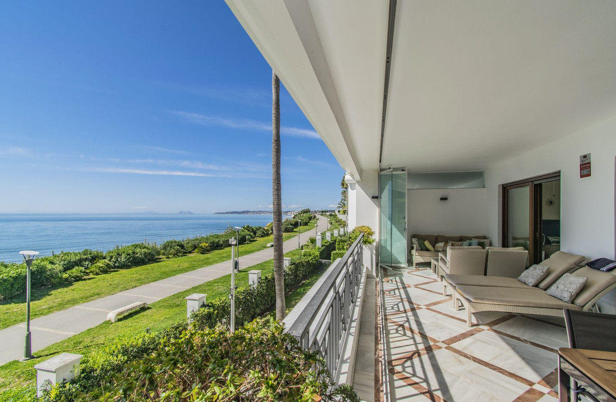 Luxury Seafront Apartment in Estepona – Panoramic Sea Views, Private Terrace, Garage & Spa Access