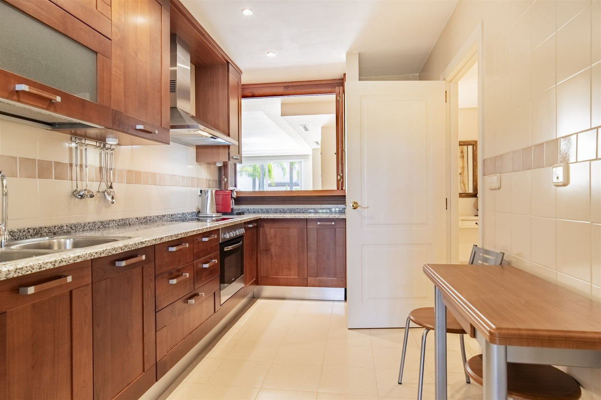 Exclusivo apartamento en Jardines de Aldaba