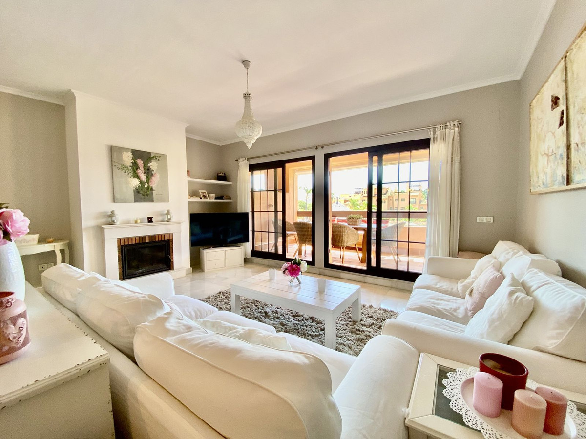 Spacious Apartment in Hacienda del Sol Just 200m from the Beach – Gated Luxury Complex with Premium Amenities