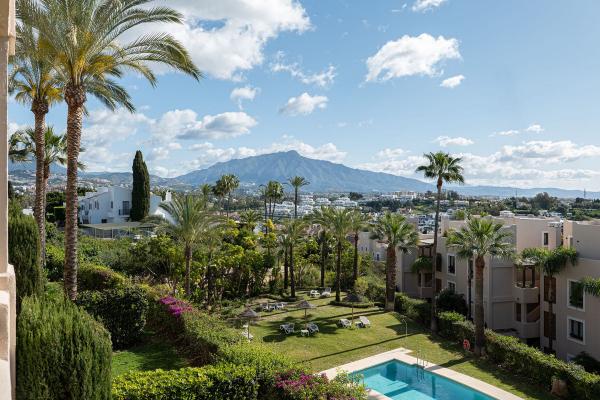 Apartamento en venta en Benahavís