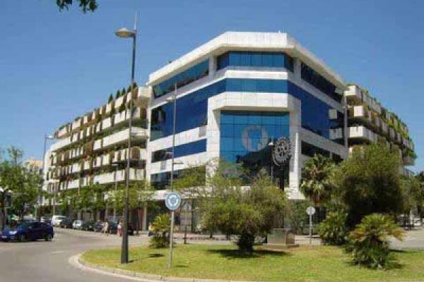 Kantoor te koop in Puerto Banús (Marbella)